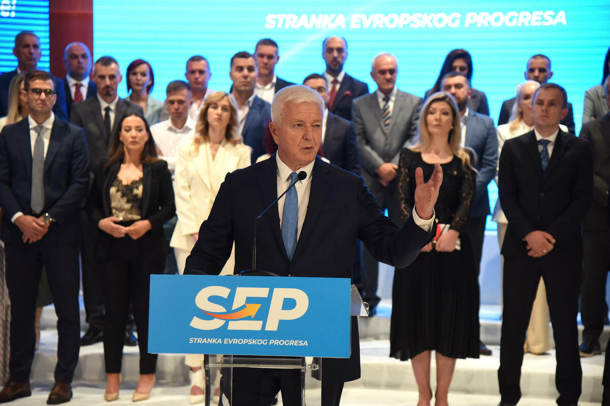 SEP daje podršku Periću