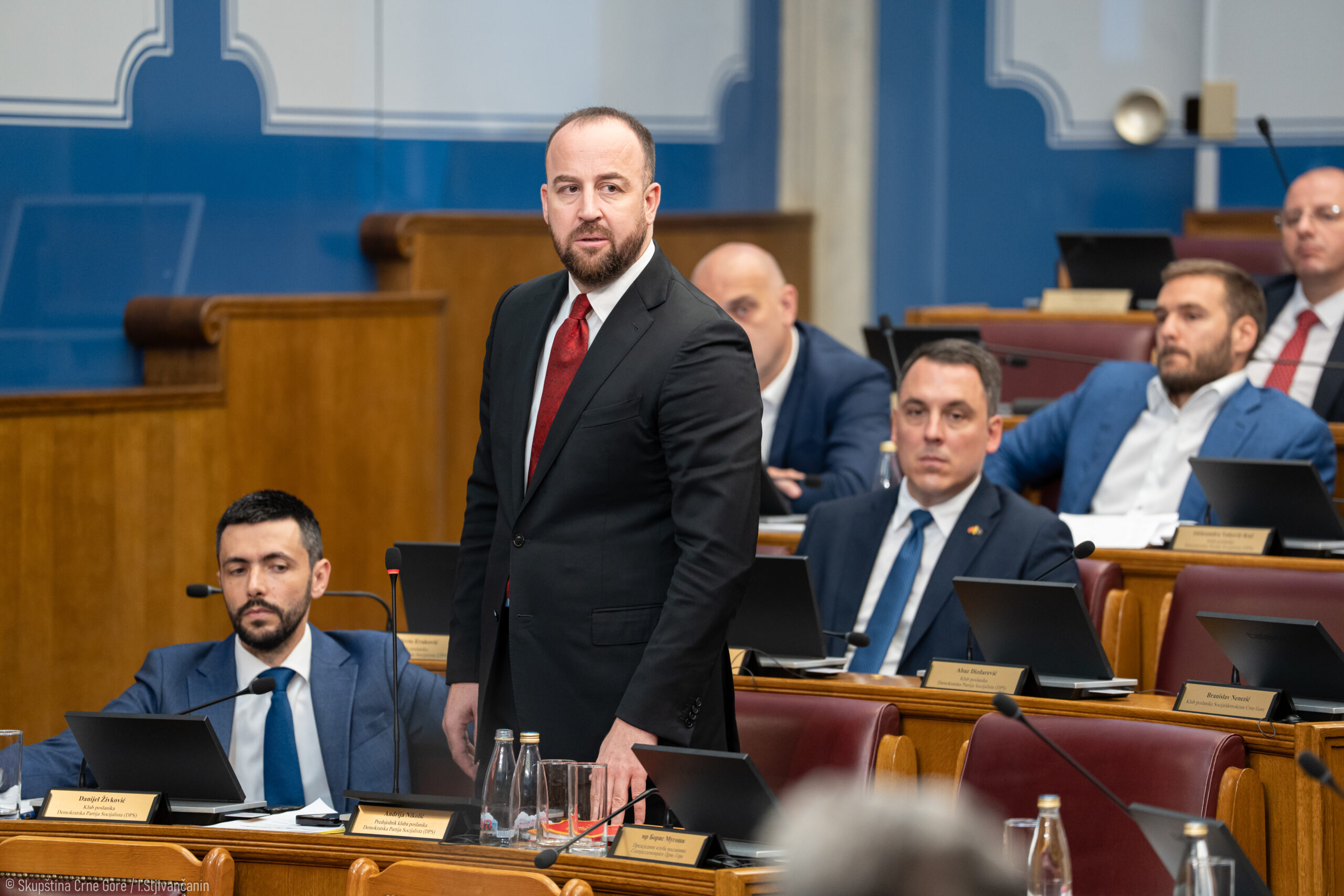 Andrija Nikolić premijerski sat