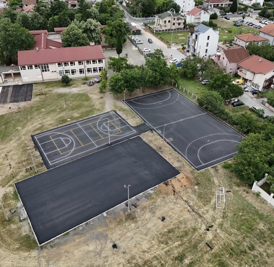 Tereni u OŠ "Branko Božović"