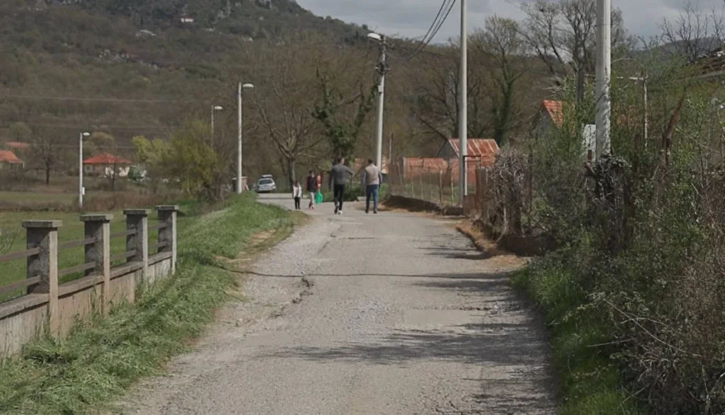 Zabranjen saobraćaj na području Pipera